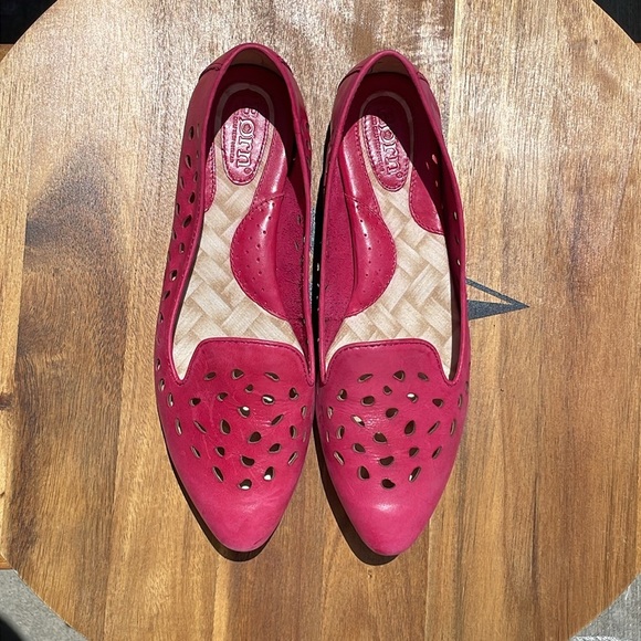 Born Tinley Leather Perforated Ballet Flats Pink Size 7 - Picture 6 of 9